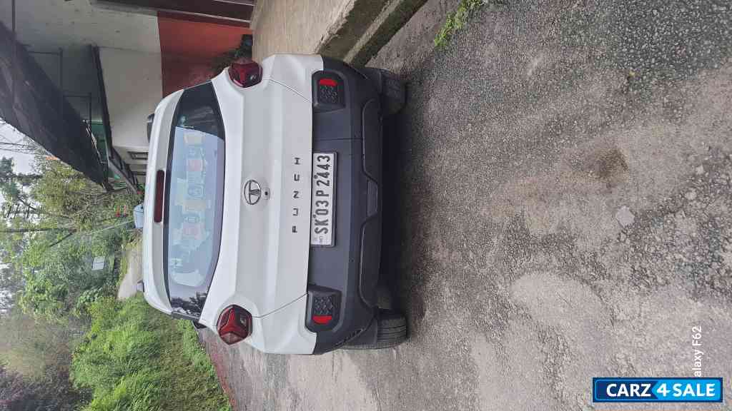 Tata Punch Accomplish