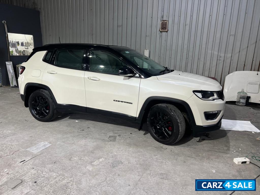 White Jeep Compass Limited Diesel