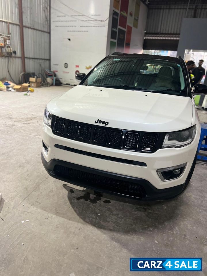 White Jeep Compass Limited Diesel
