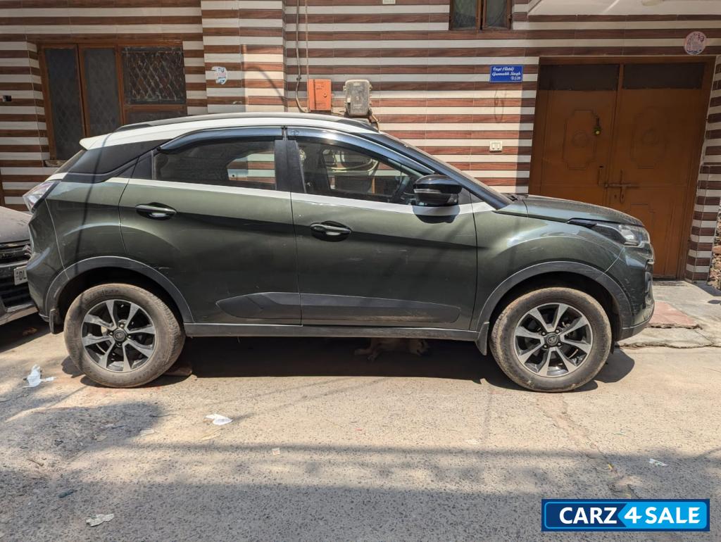 Tata Nexon XZ Plus Dual Tone
