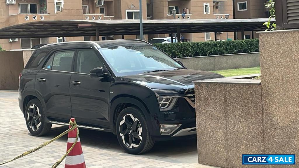 Hyundai Alcazar Signature (o) 6 STR 1.5 Turbo Petrol