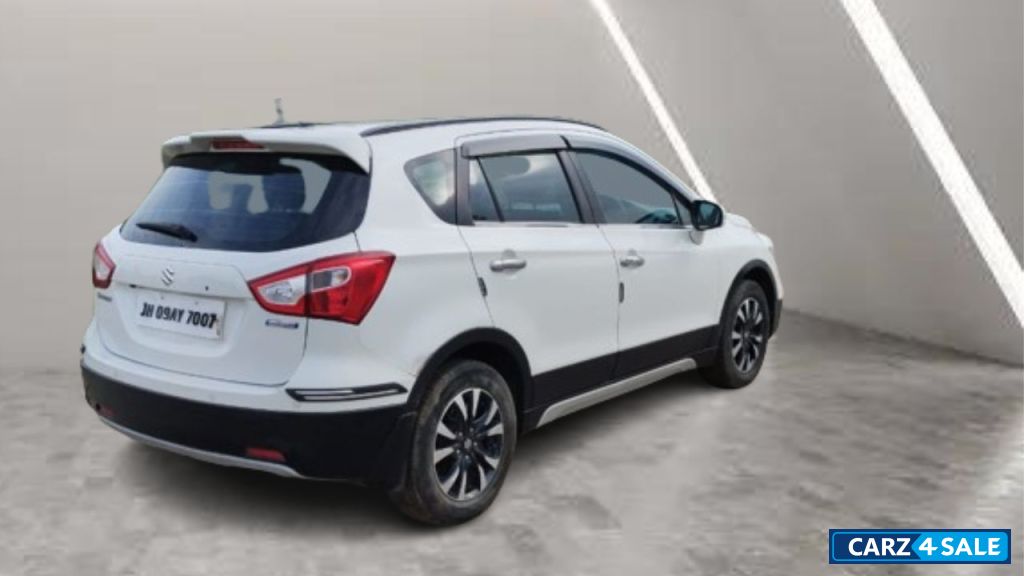 Maruti Suzuki S-Cross Smart Hybrid Zeta Maruti Suzuki S-Cross Smart Hybrid Zeta