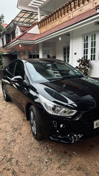 Hyundai Verna 1.6 VTVT SX