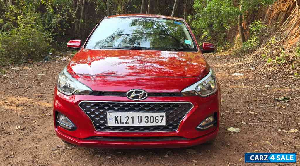 Fiery Red Hyundai Elite i20 SPORTZ PLUS 1.2