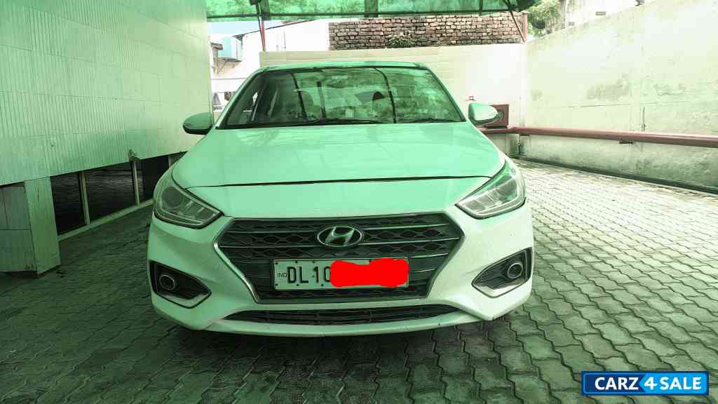 Hyundai Verna Sx+AT