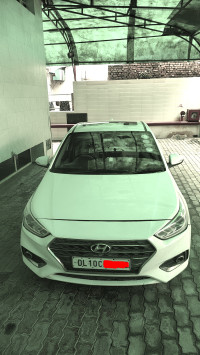 Hyundai Verna Sx+AT