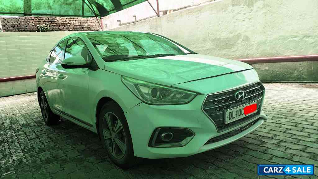 Hyundai Verna Sx+AT