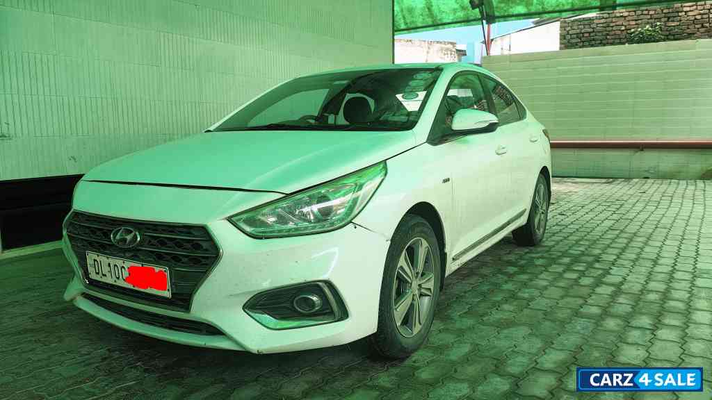 Hyundai Verna Sx+AT