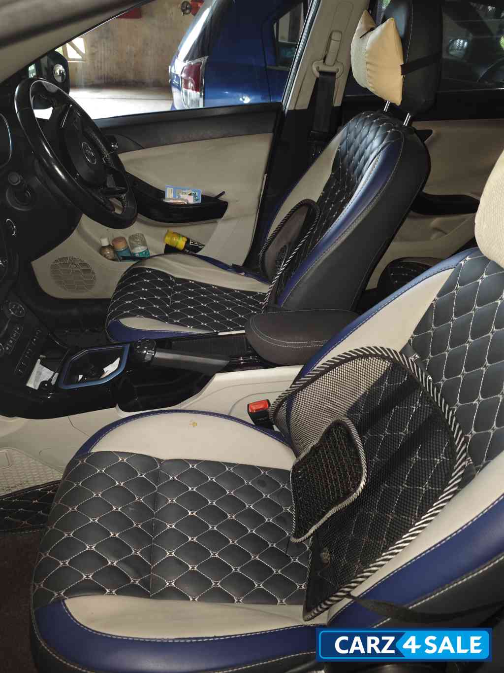 Glacier White Tata Nexon EV