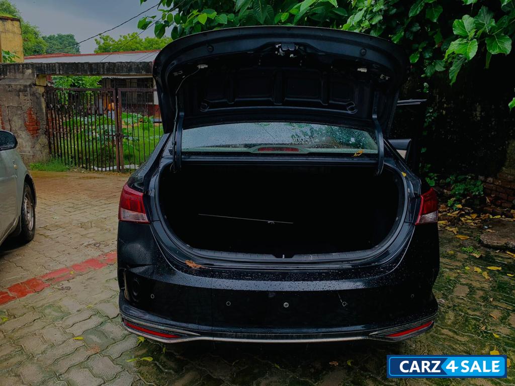 Hyundai Verna crdi s plus