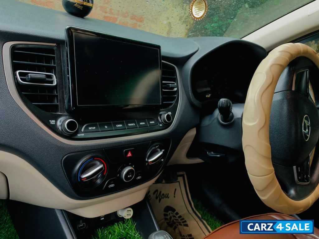 Hyundai Verna crdi s plus