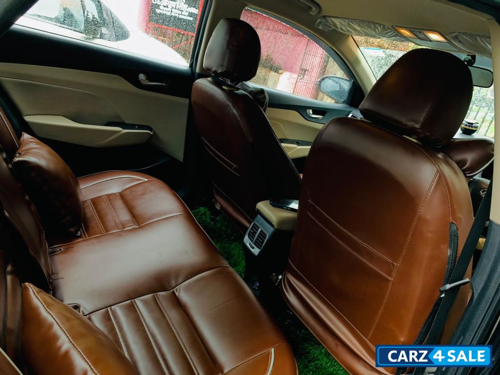 Hyundai Verna crdi s plus