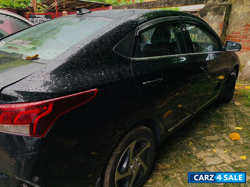 Hyundai Verna crdi s plus