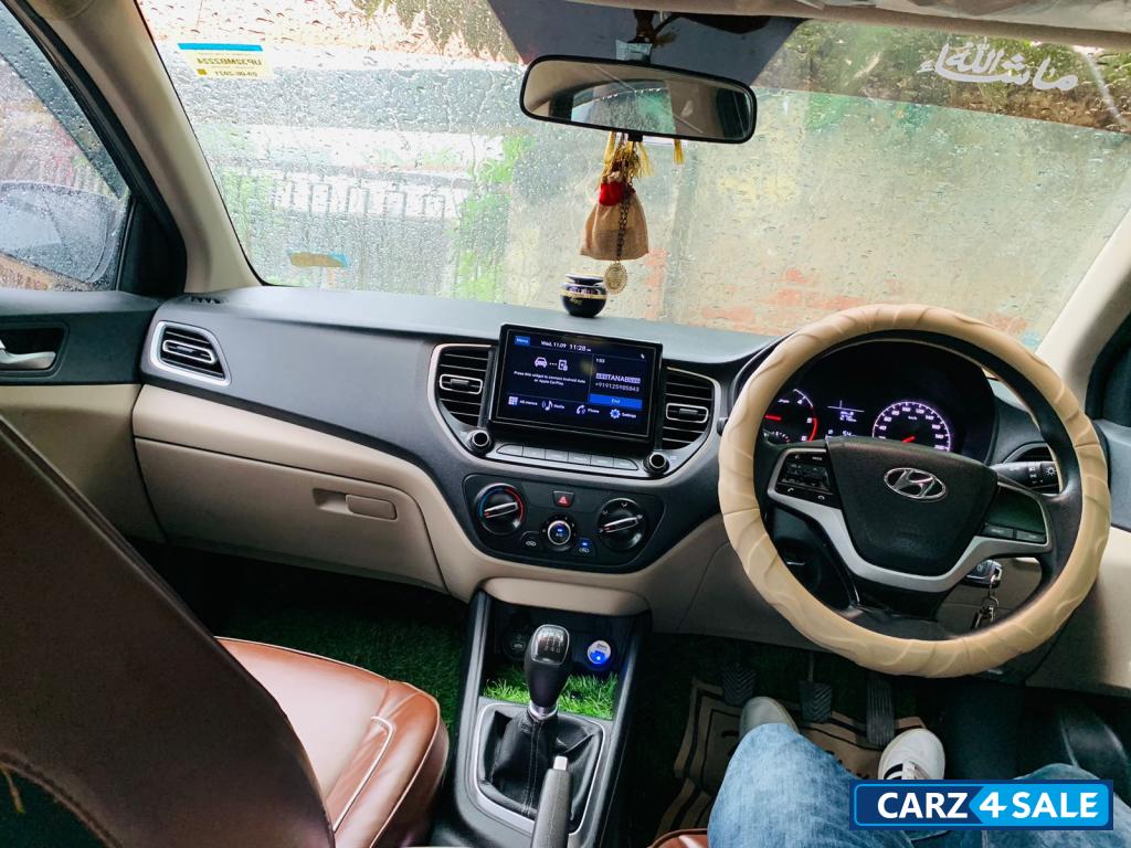 Hyundai Verna crdi s plus