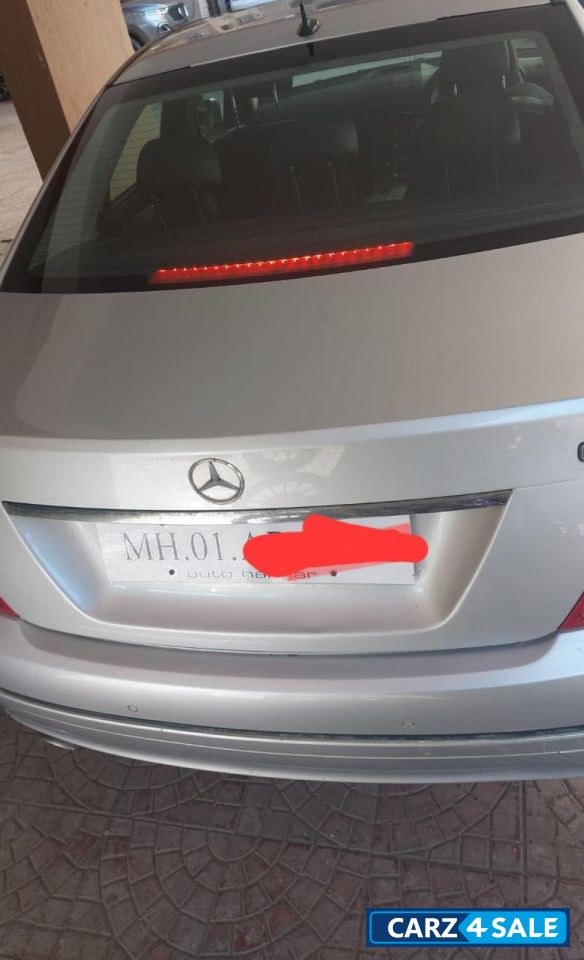 Mercedes-Benz C-Class 200 CGI ELEGANCE