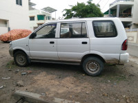 White Chevrolet Tavera Bs 3 10