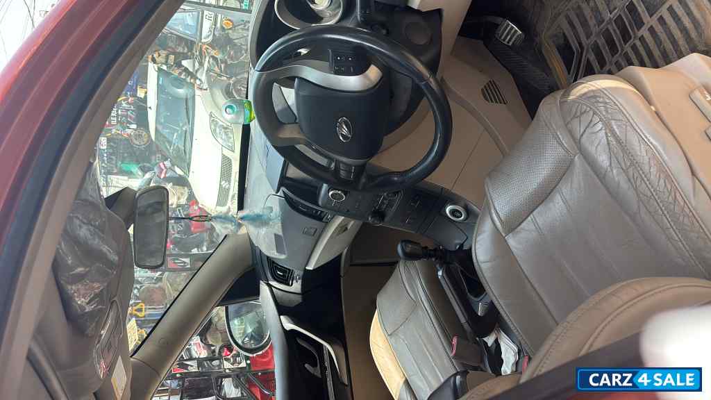 Sunset Orange Mahindra XUV 500 W 10