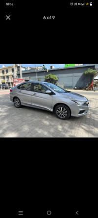 Honda City v Mt