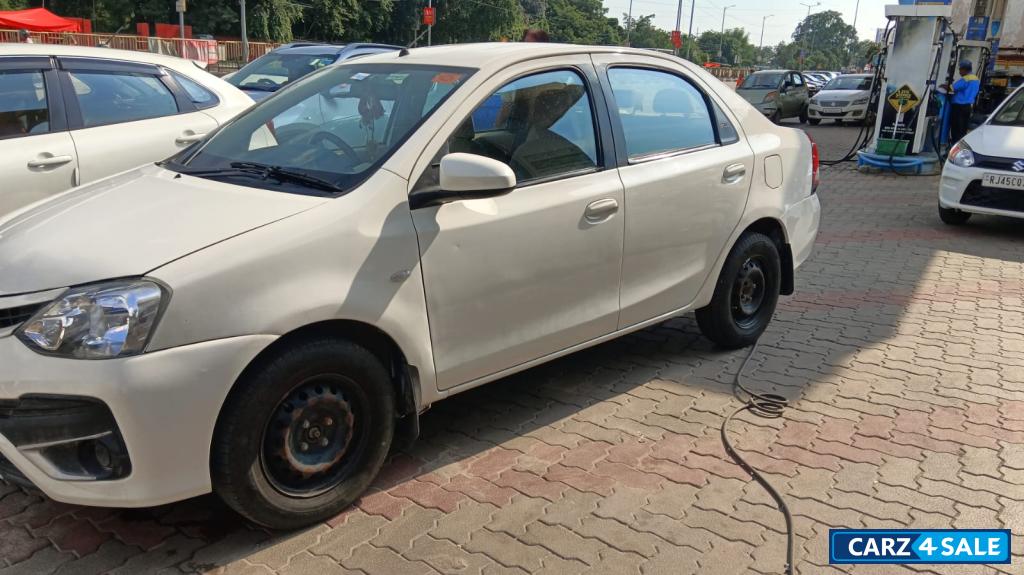 Toyota Etios GD F
