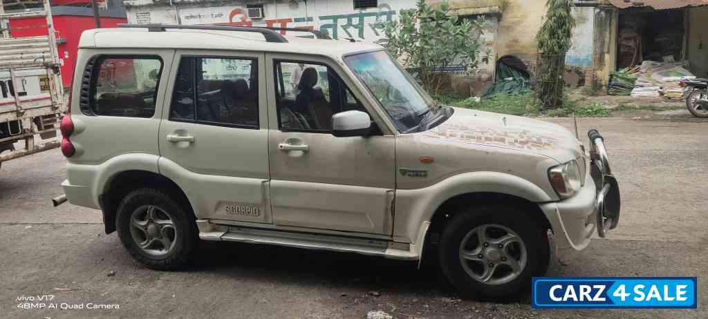 Mahindra Scorpio Vlx 2.2 mhawk air bag