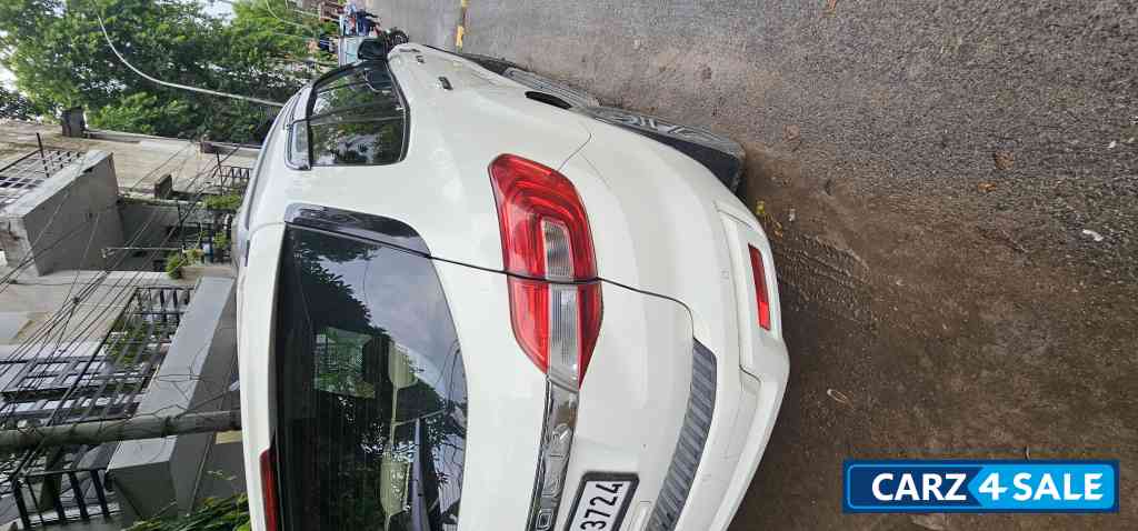 Ford Endeavour Titanium plus 2.2 4×2 AT Ford Endeavour Titanium plus 2.2 4×2 AT