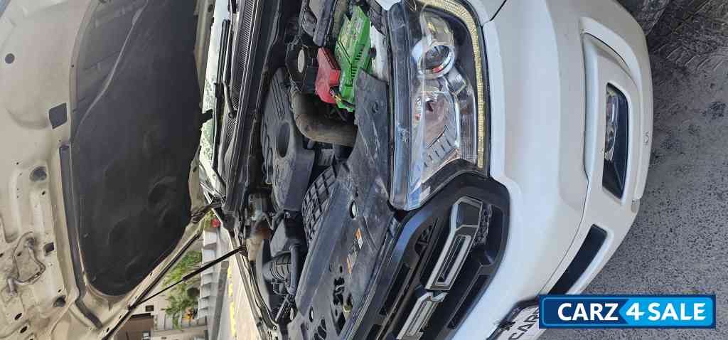 Ford Endeavour Titanium plus 2.2 4×2 AT Ford Endeavour Titanium plus 2.2 4×2 AT