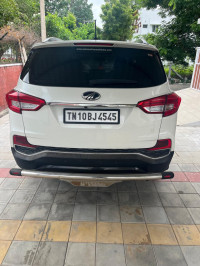 Pearl White Mahindra Alturas G4
