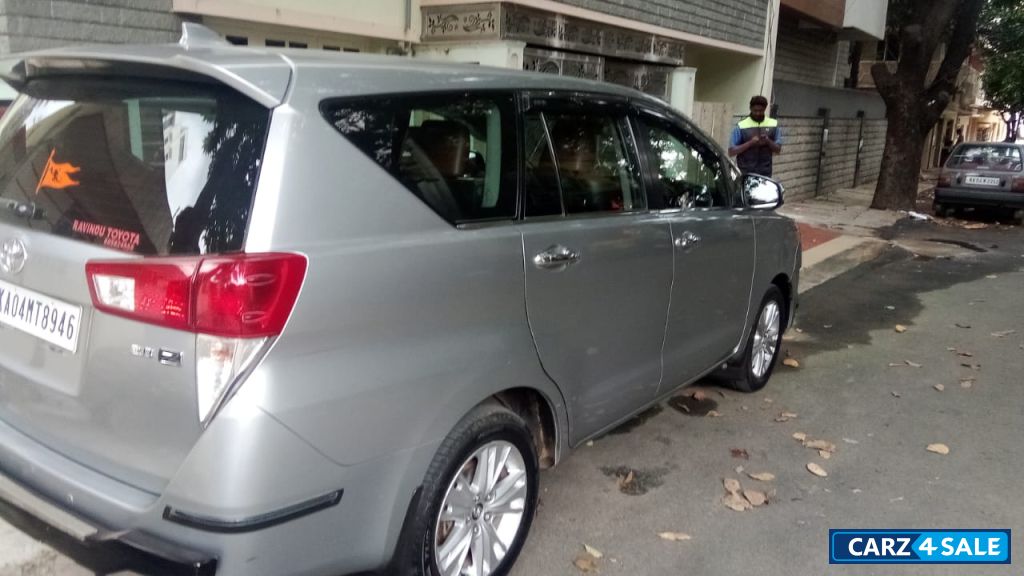 Toyota Innova Innova crysta 2.8 Z