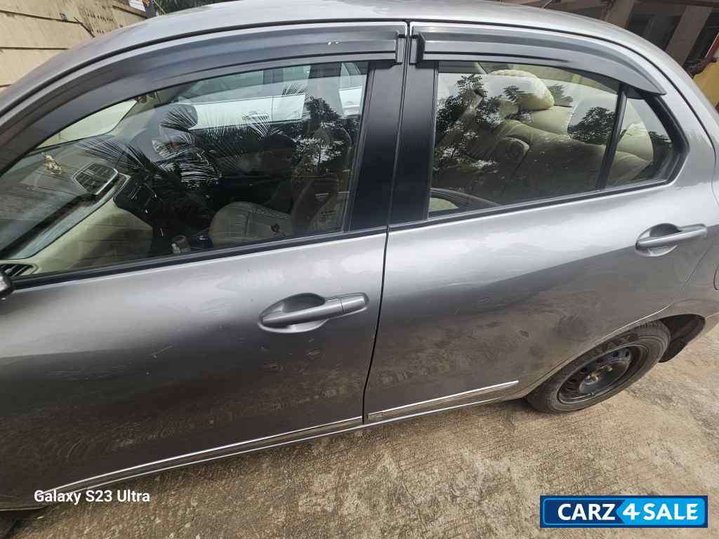 Maruti Suzuki Dzire Vxi