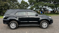 Toyota Fortuner 4x2 AT