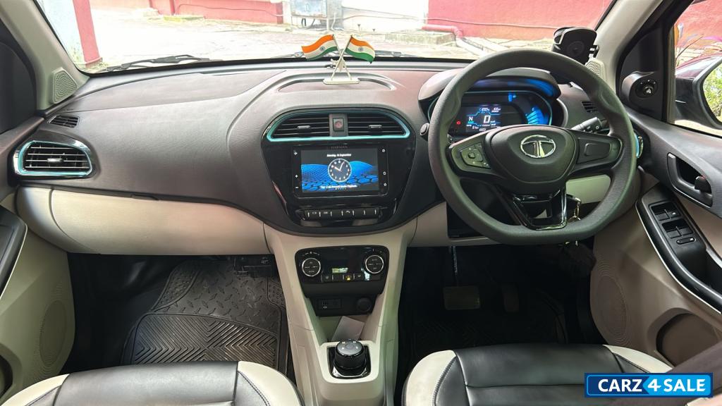 Tata Tiago XT LR