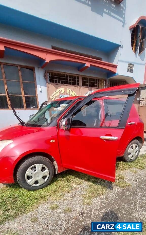 Maruti Suzuki Swift VXI