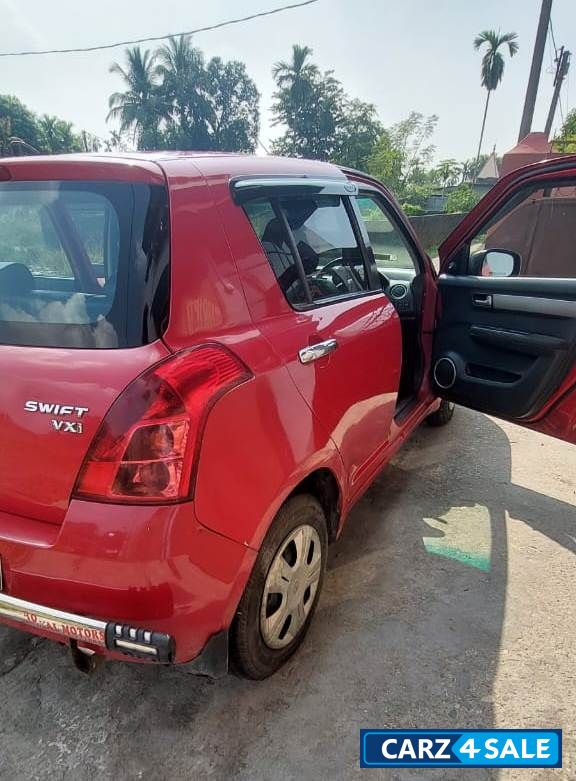 Maruti Suzuki Swift VXI