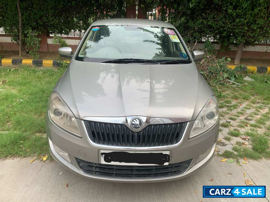 Skoda Rapid 1.6L Elegance Plus MT Skoda Rapid 1.6L Elegance Plus MT