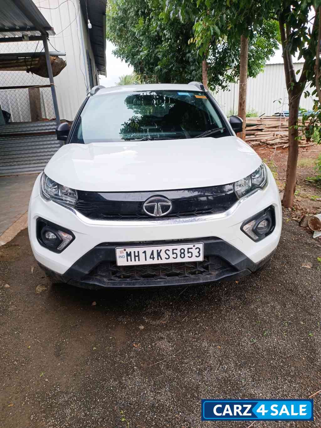 Tata Nexon Xm+s 1.5 diesel