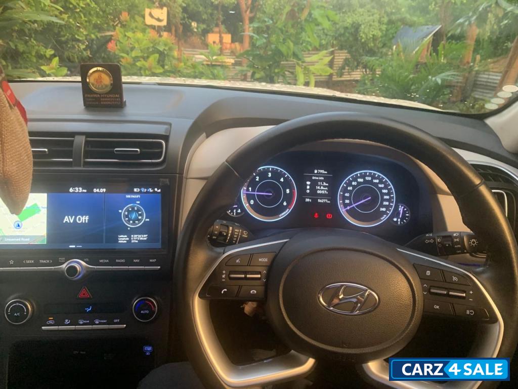 Polar White Hyundai Creta Sx diesel