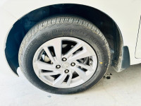 Pearl White Honda Jazz VXi