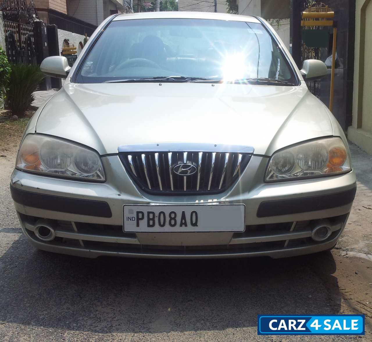 Euro Gold Hyundai Elantra