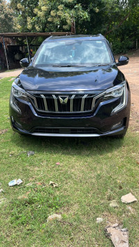 Mahindra XUV700 AX7 DL MT
