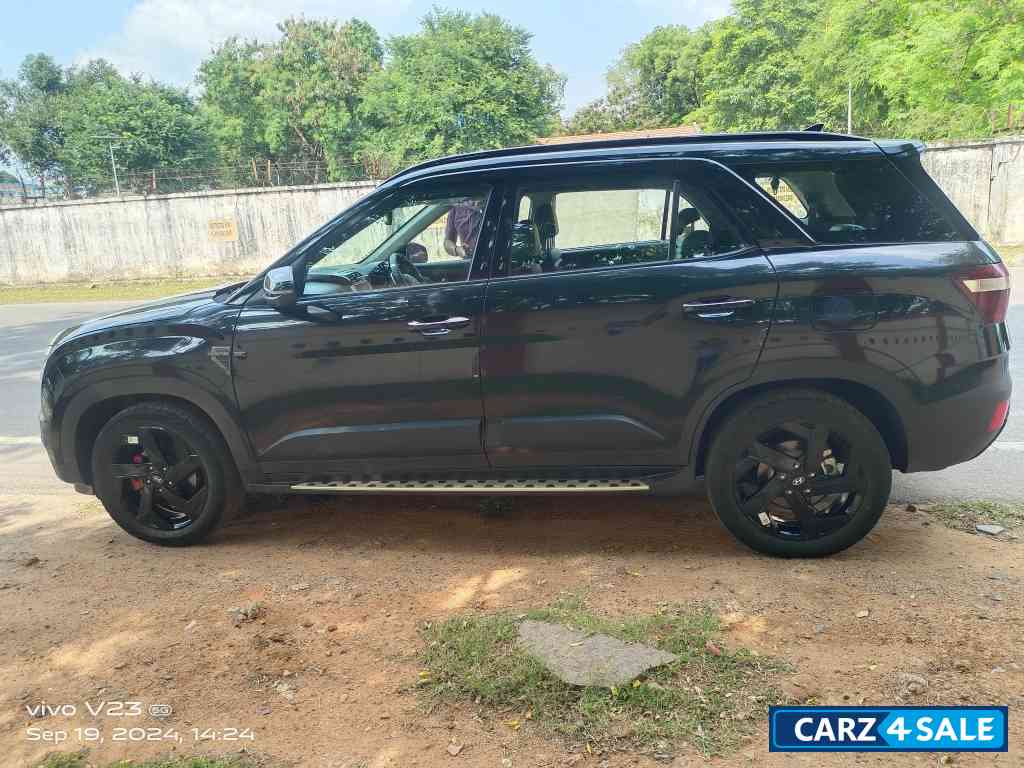 Hyundai Alcazar Signature 1.5 (AT)7seater