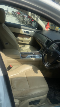 Silver White Jaguar XF 2.2 Diesel