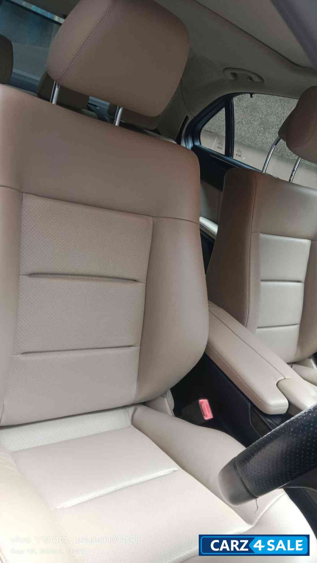 Wine Mercedes-Benz E-Class E 220 CDI