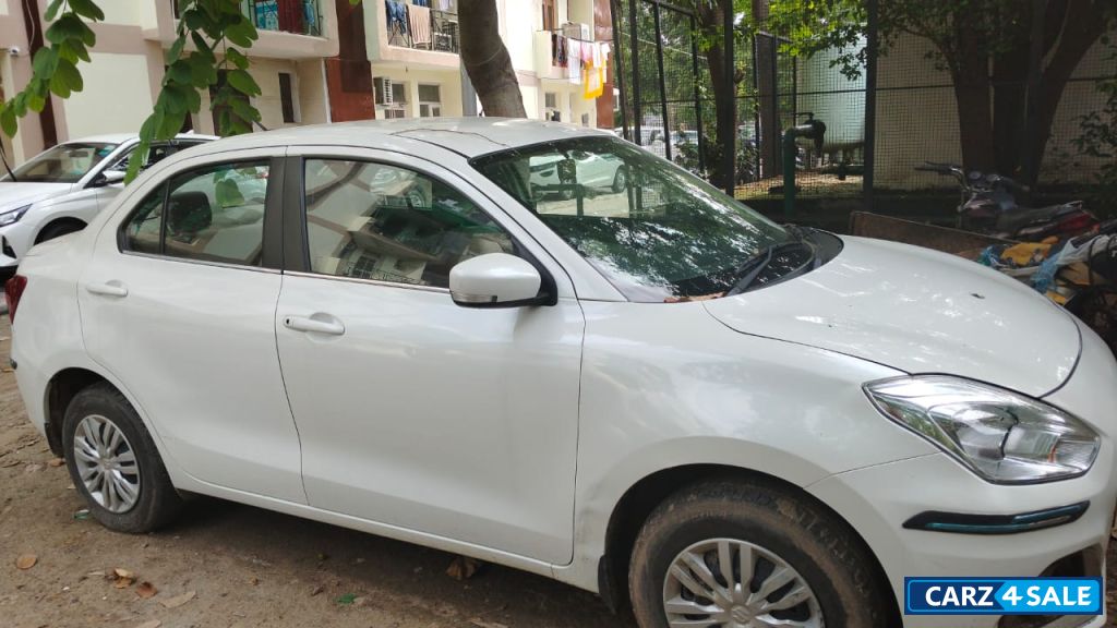 Maruti Suzuki Dzire VXI CNG