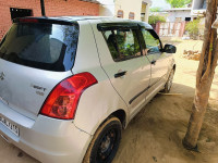 Maruti Suzuki Swift Vxi