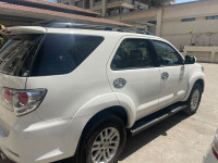 White Toyota Fortuner 3.0 AOUTOMATIC
