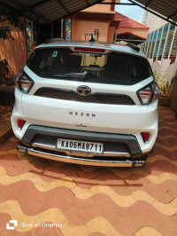 White Tata Nexon XZA + LUXS AMT Diesel