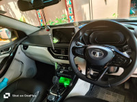 White Tata Nexon XZA + LUXS AMT Diesel