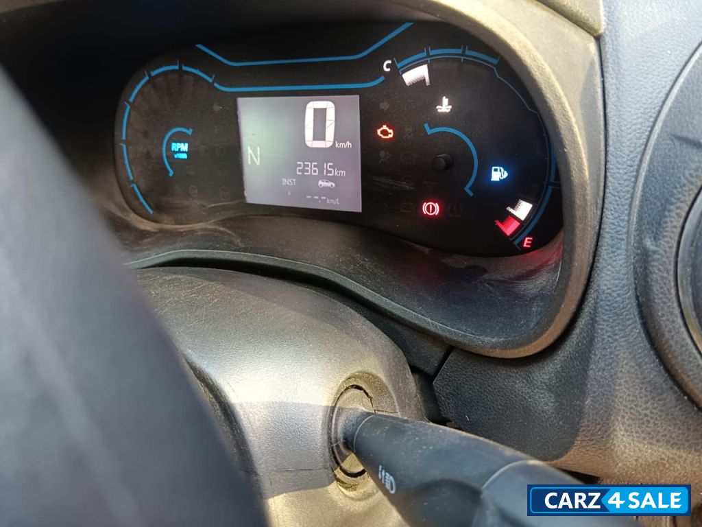 Renault Kwid Rxt 1.0 amt Renault Kwid Rxt 1.0 amt