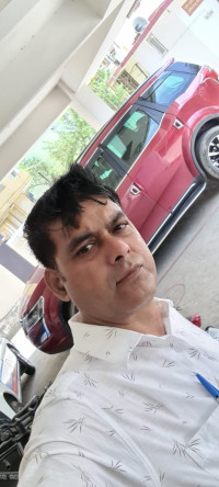 Mahindra XUV 500 W11 AT