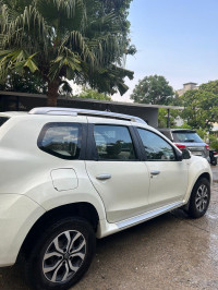 White Nissan Terrano XV 110ps